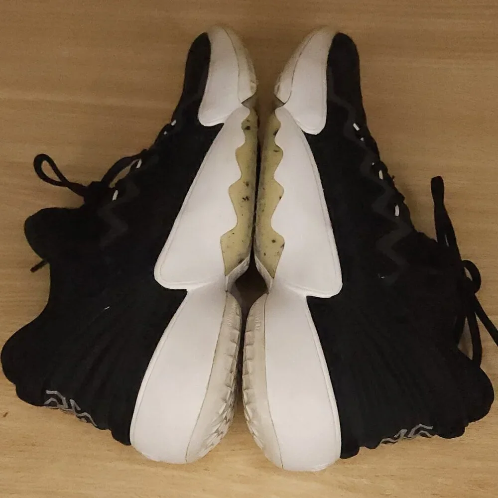 Adidas D.O.N. Issue #2 Kids Black Athletic Shoes 4